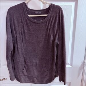 Barefoot dreams sweater Kangaroo pocket